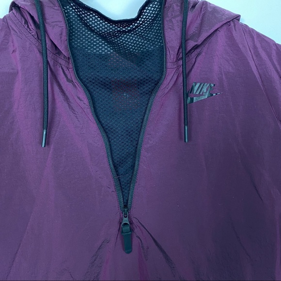 Nike Tech Hypermesh Packable Hooded Vest Jacket - Picture 5 of 11